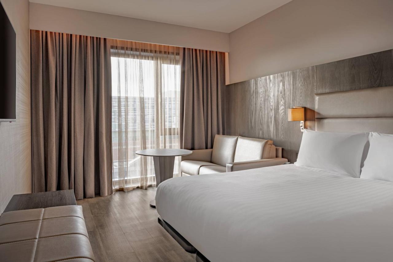 Ac Hotel By Marriott Manchester City Centre Bagian luar foto