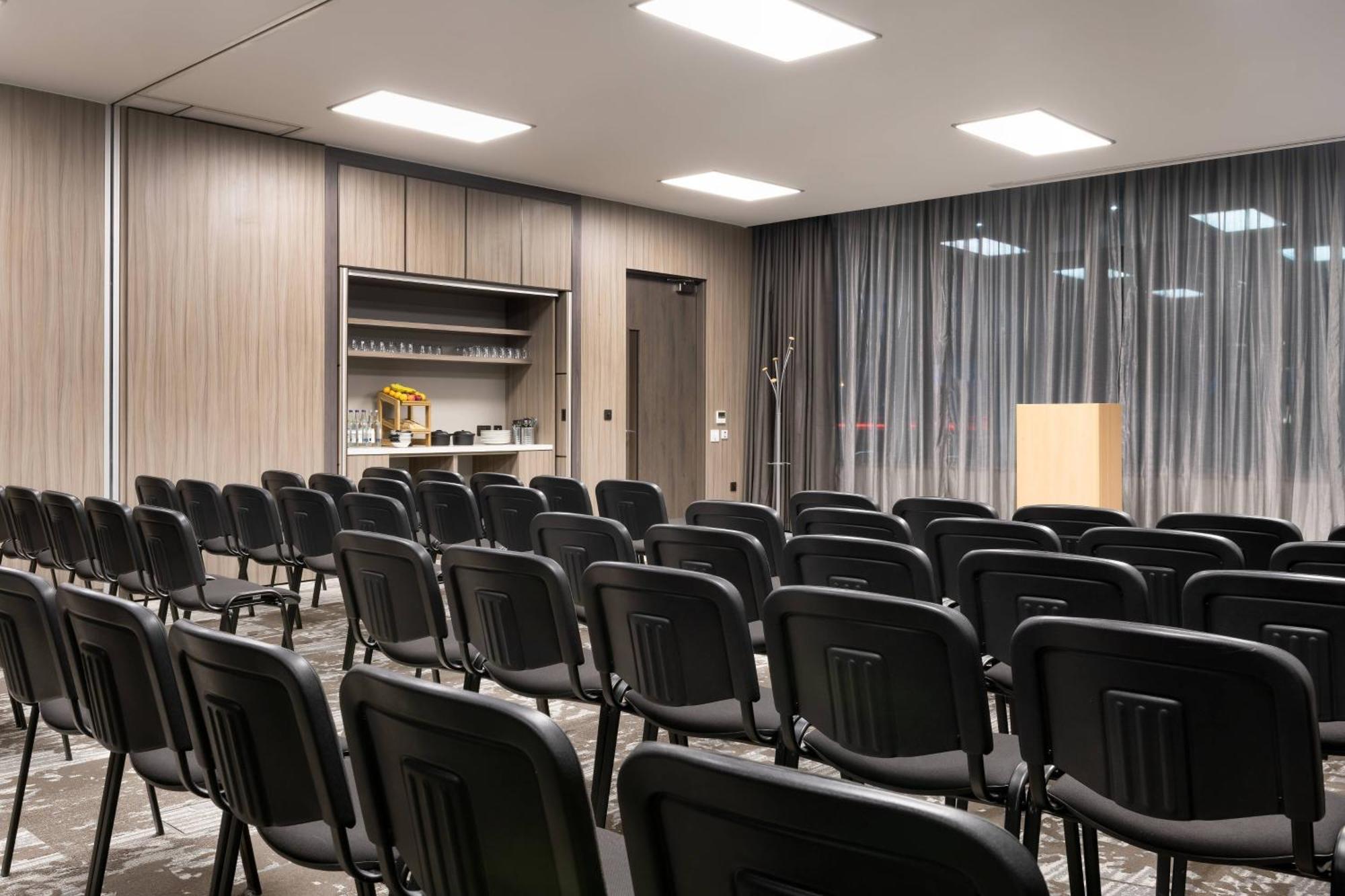 Ac Hotel By Marriott Manchester City Centre Bagian luar foto