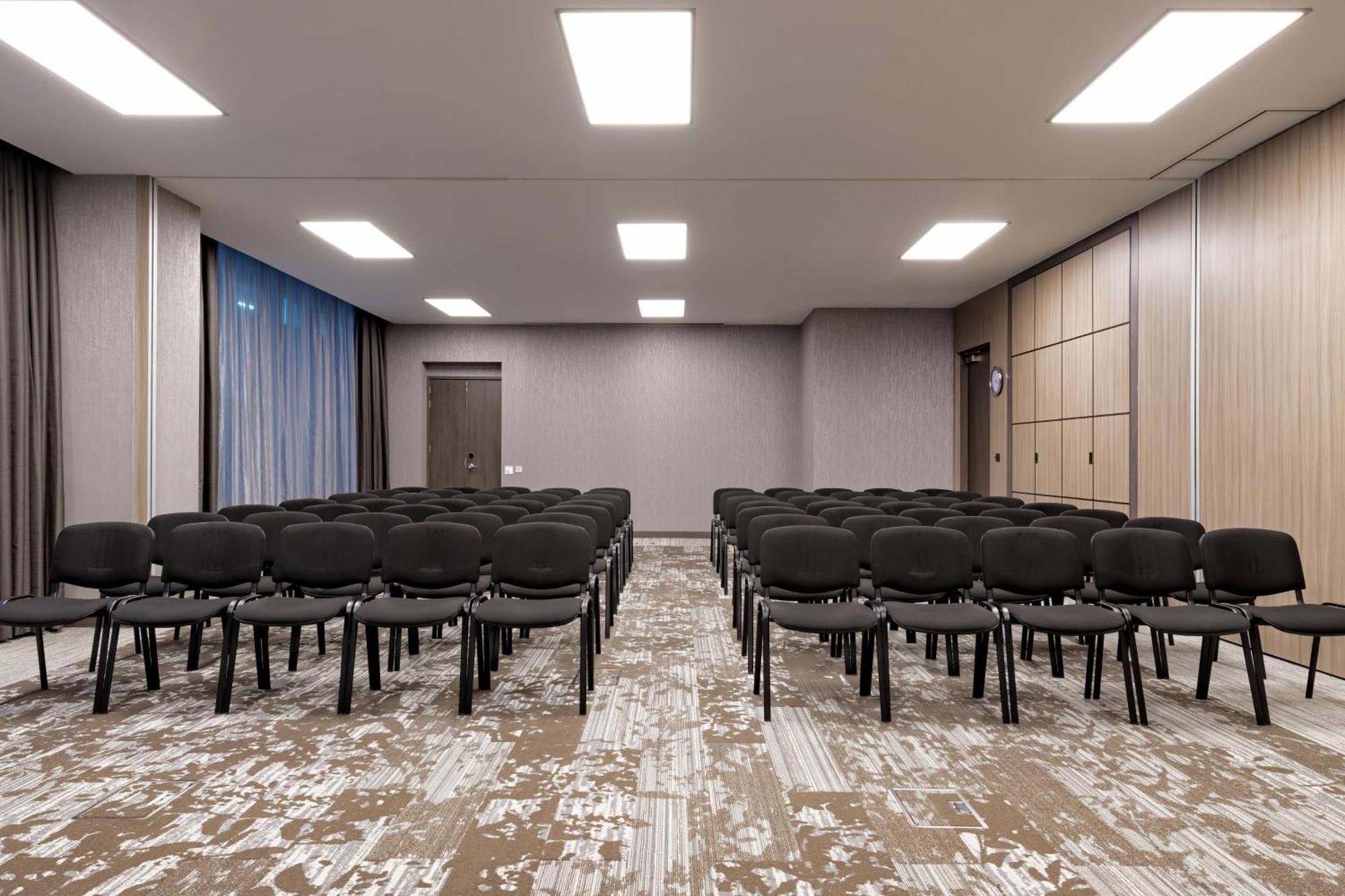 Ac Hotel By Marriott Manchester City Centre Bagian luar foto