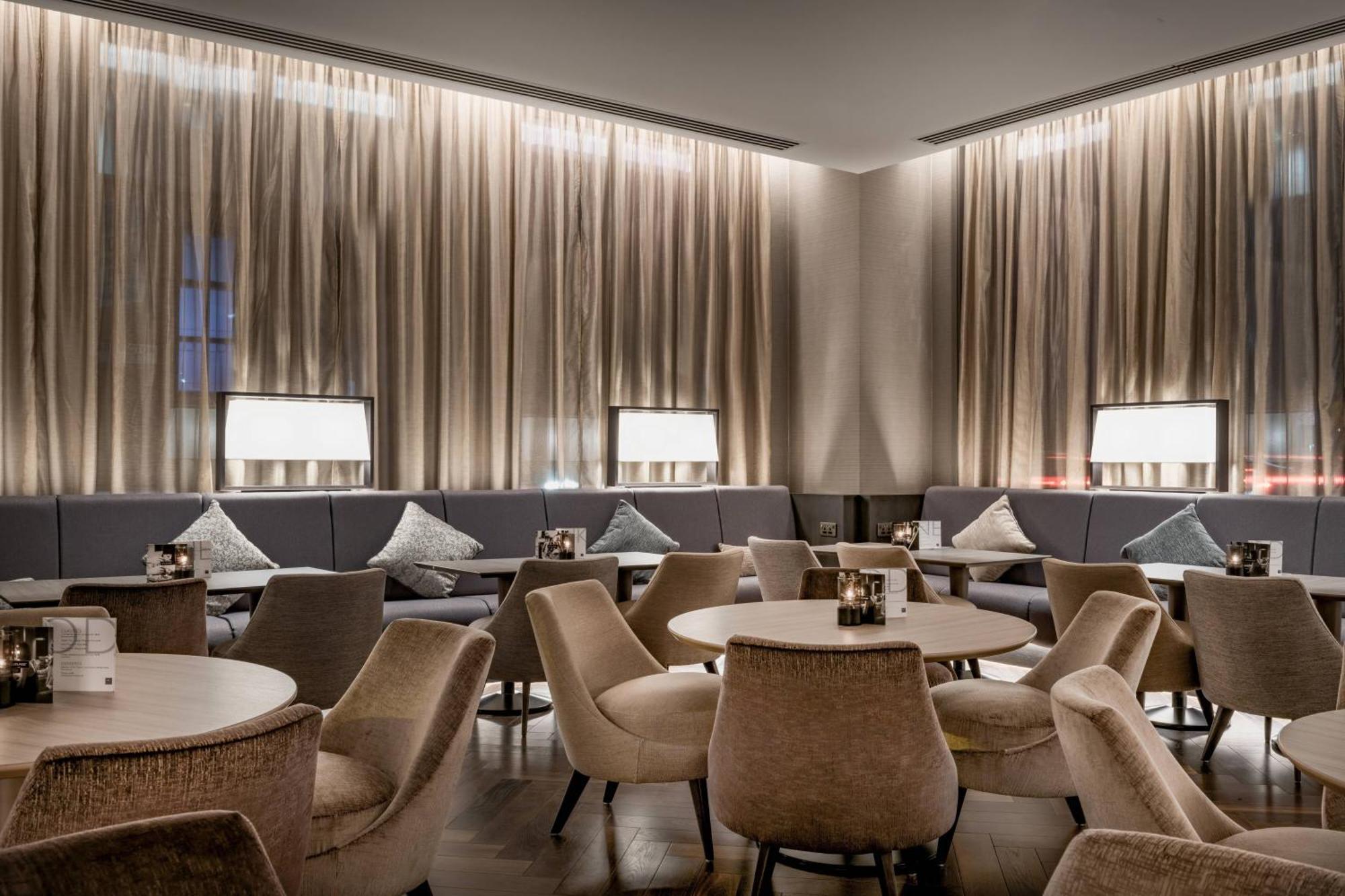 Ac Hotel By Marriott Manchester City Centre Bagian luar foto