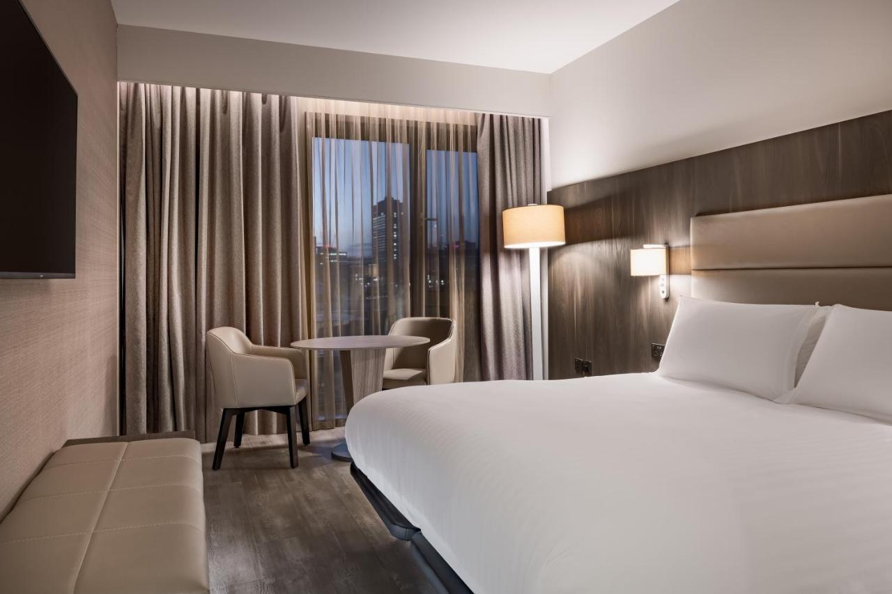 Ac Hotel By Marriott Manchester City Centre Bagian luar foto