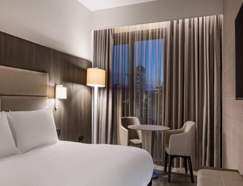 Ac Hotel By Marriott Manchester City Centre Bagian luar foto