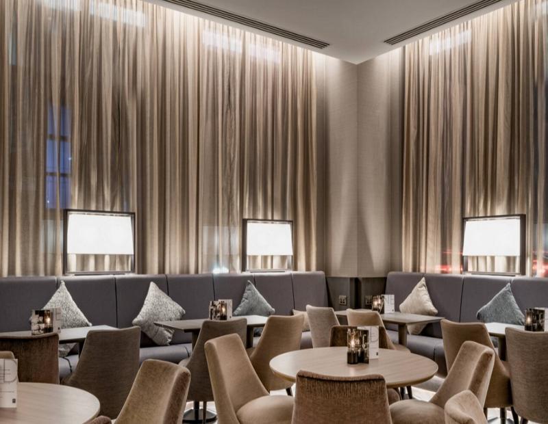 Ac Hotel By Marriott Manchester City Centre Bagian luar foto